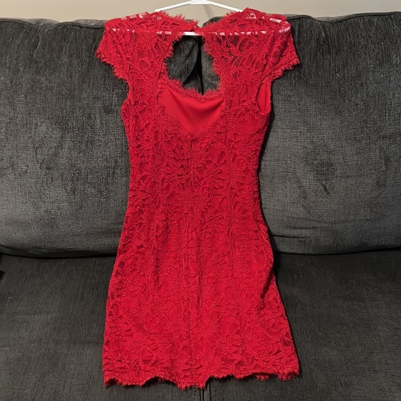 Red Dress - Picture 2 of 3